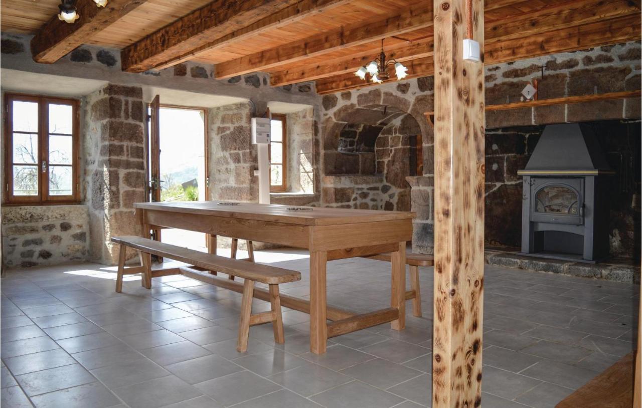 3 Bedroom Beautiful Home In Cheylade Екстериор снимка